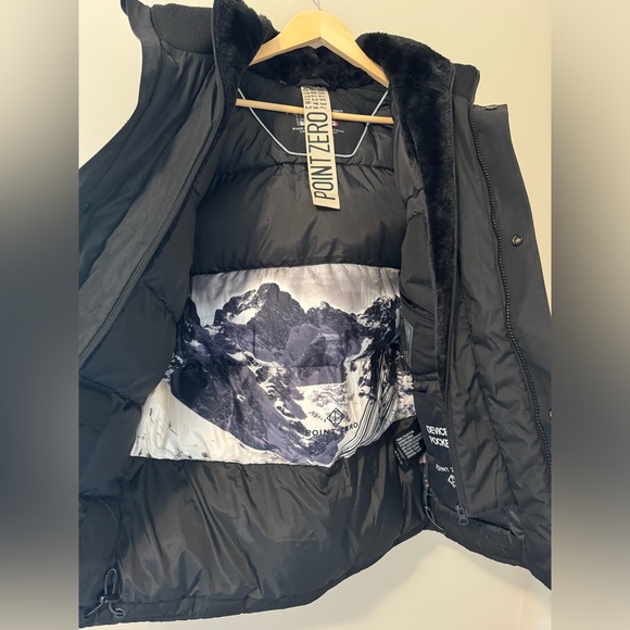 Point Zero Winter Jacket with resistance till -40. Bought last year. Never worn. - Picture 3 of 3